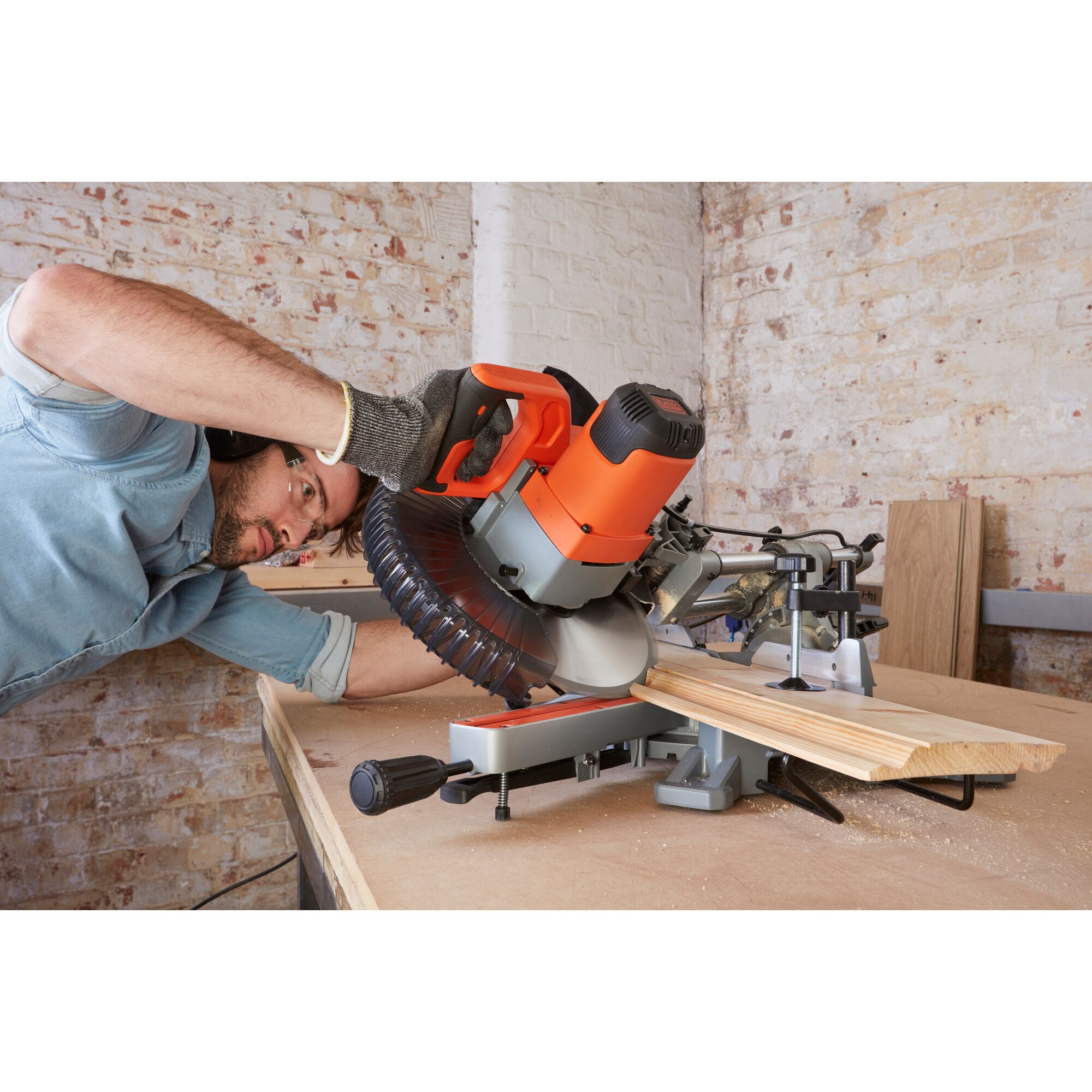 Single Bevel Slide Mitre Saw 